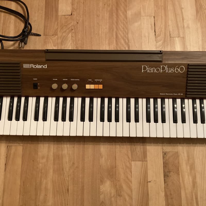 80 s Roland Pianoplus 60 (hp-60) - used Roland  Vintage Synths     Digital Piano     Analog  Keyboard Synth