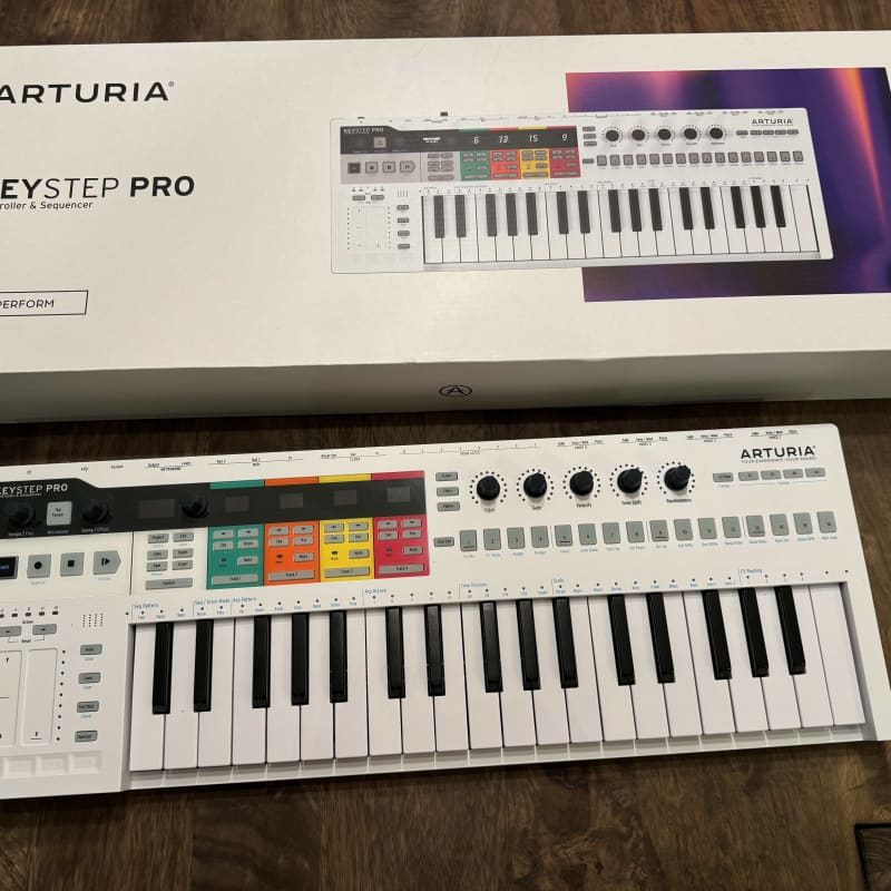 2020 - Present Arturia KeyStep Pro 37-Key MIDI Controller White - Used Arturia           Sequencer