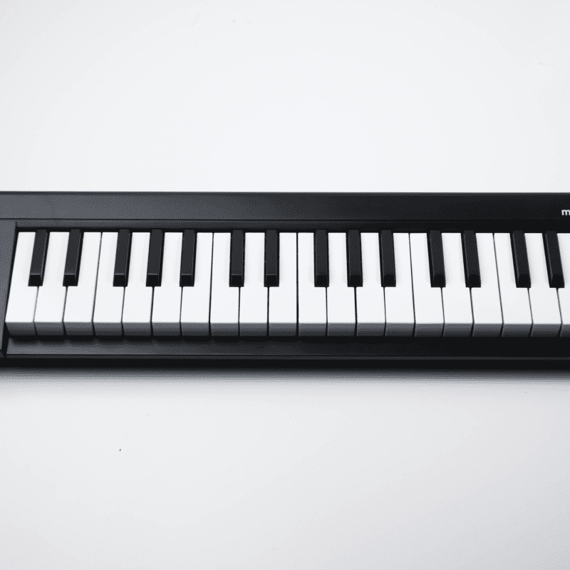 Korg Microkey Air 37 - new Korg        MIDI Controllers      Keyboard