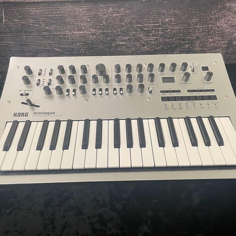 Korg Minilogue - used Korg            Analog   Synth