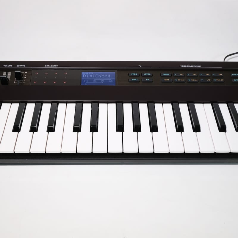 2015 - Present Yamaha Reface DX Mini Mobile Keyboard Black - New Yamaha             Synth