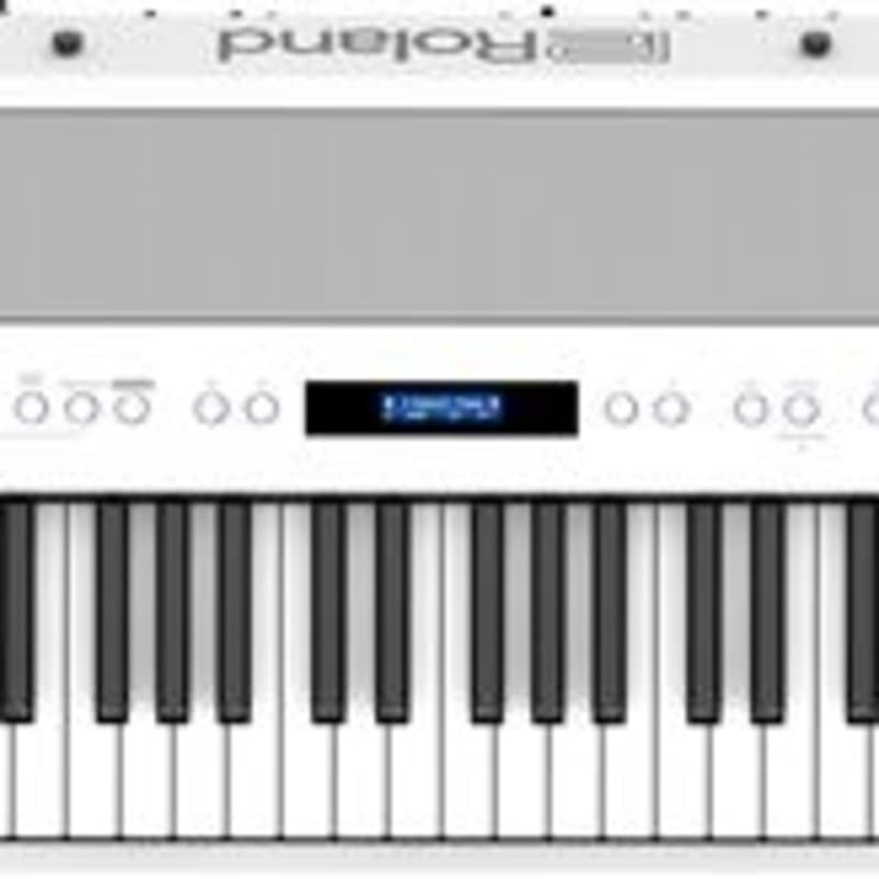 Roland FP90XWH - new Roland       Digital Piano