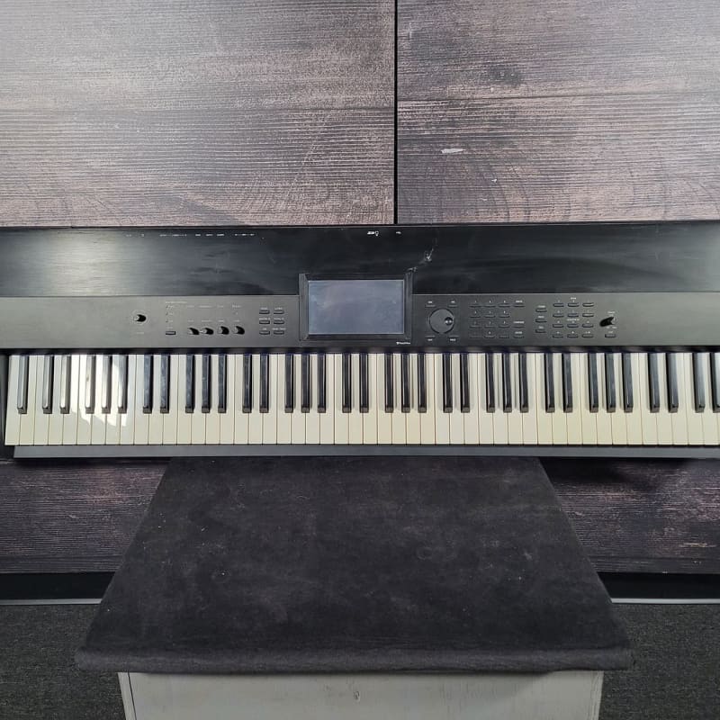 Korg KROME - used Korg      Workstation Digital Piano
