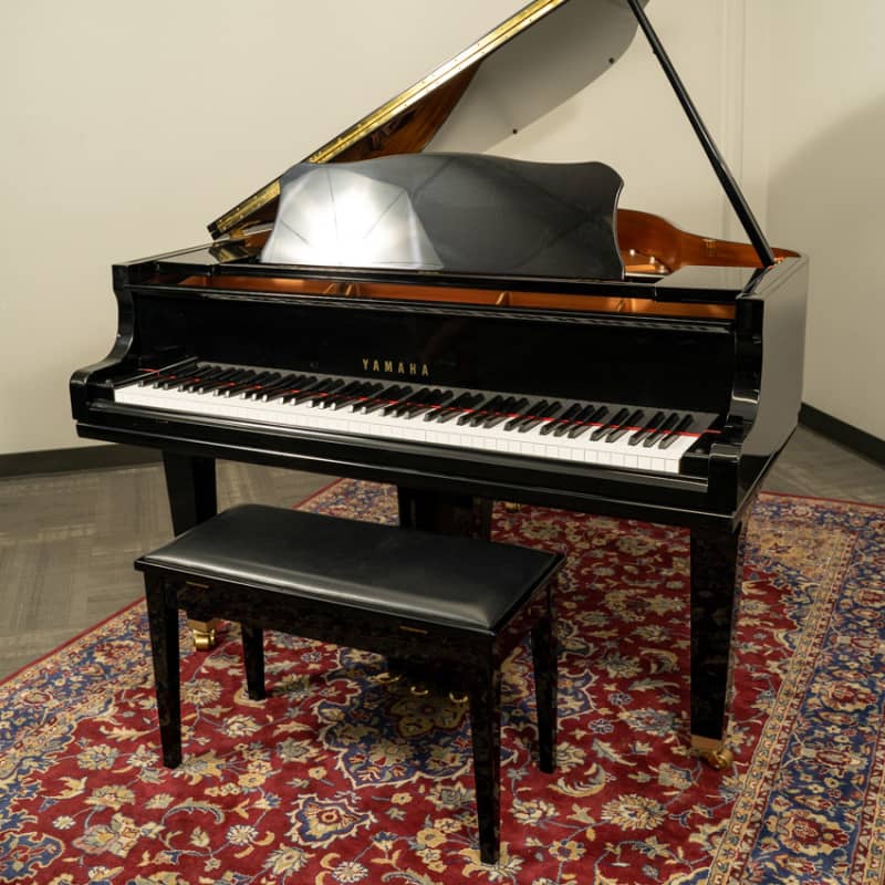 Yamaha 5'3" GC1 Grand Piano | | SN: 6132964 Polished Ebony - Used Yamaha Piano