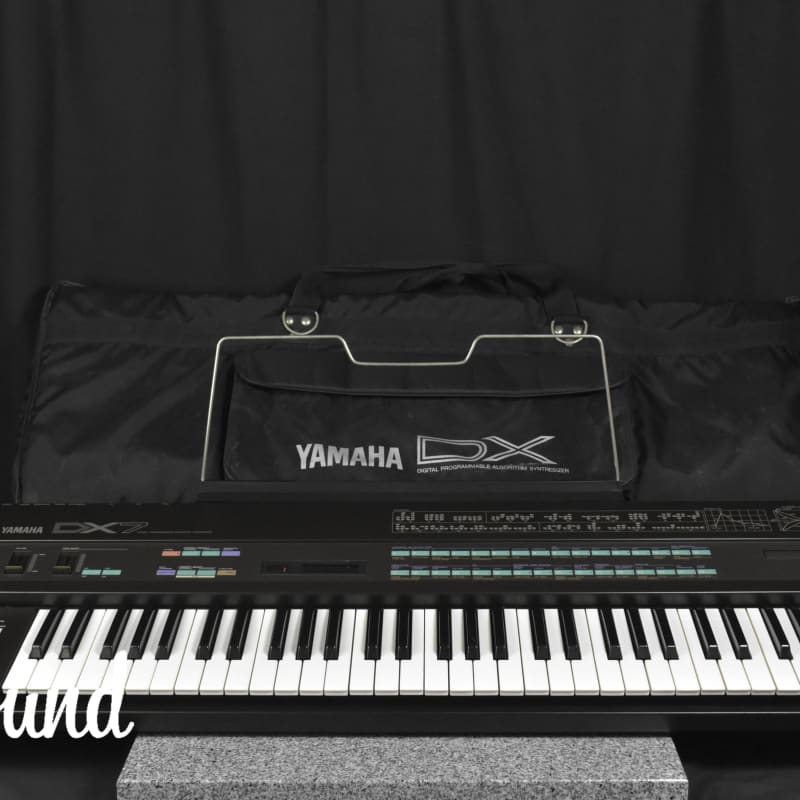 Yamaha DX7 - used Yamaha               Synth