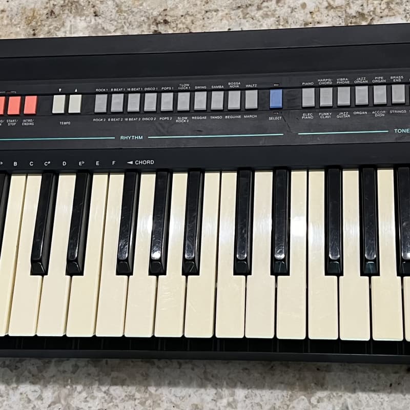 1980s Casio CT-370 Casiotone 49-Key Synthesizer Black - used Casio              Keyboard