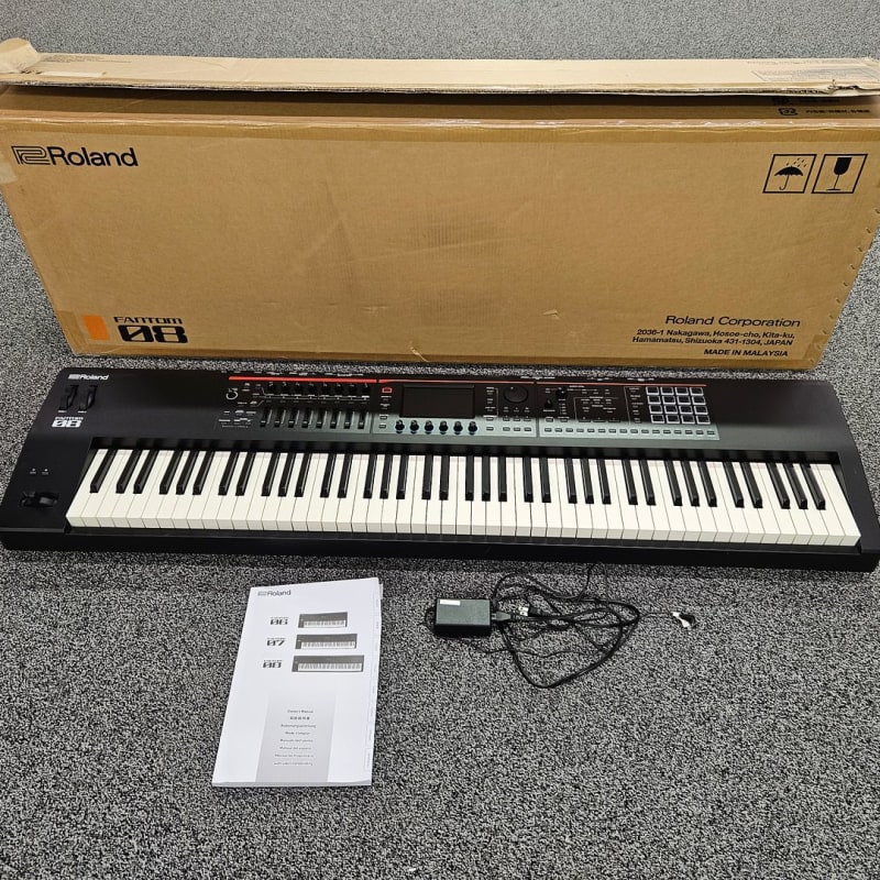 Roland FANTOM-08 - Used Roland  Keyboard