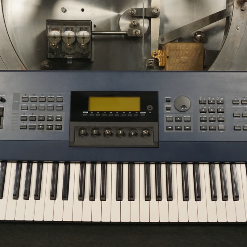 Yamaha EX7 - used Yamaha              Keyboard Synth