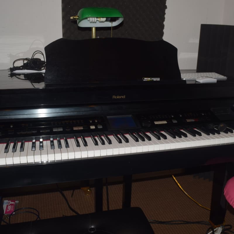 Roland KR-977 Re - used Roland        Keyboard