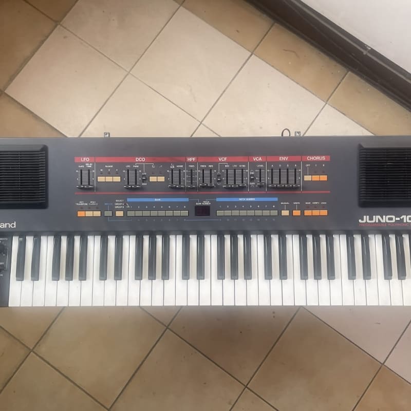 Roland Juno 106s 61-Key Programmable Polyphonic Synthesizer - used Roland            Analog  Keyboard Synth