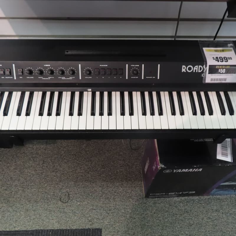 Yamaha ROADY - used Yamaha       Digital Piano