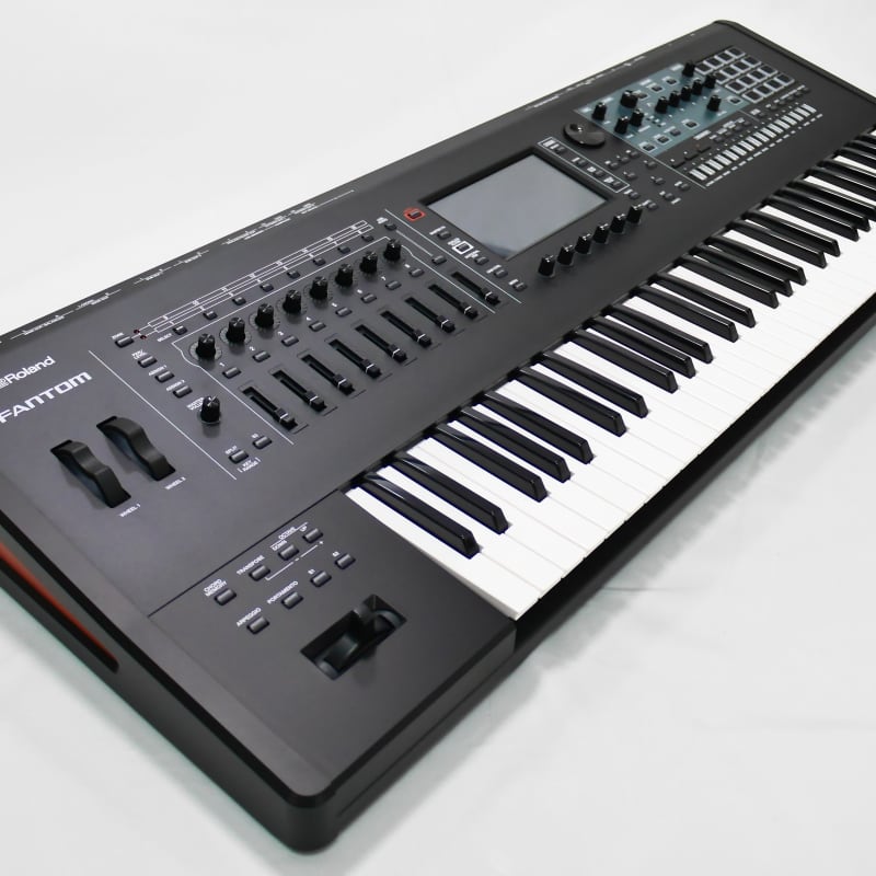 Roland Fantom 6 - used Roland               Synth