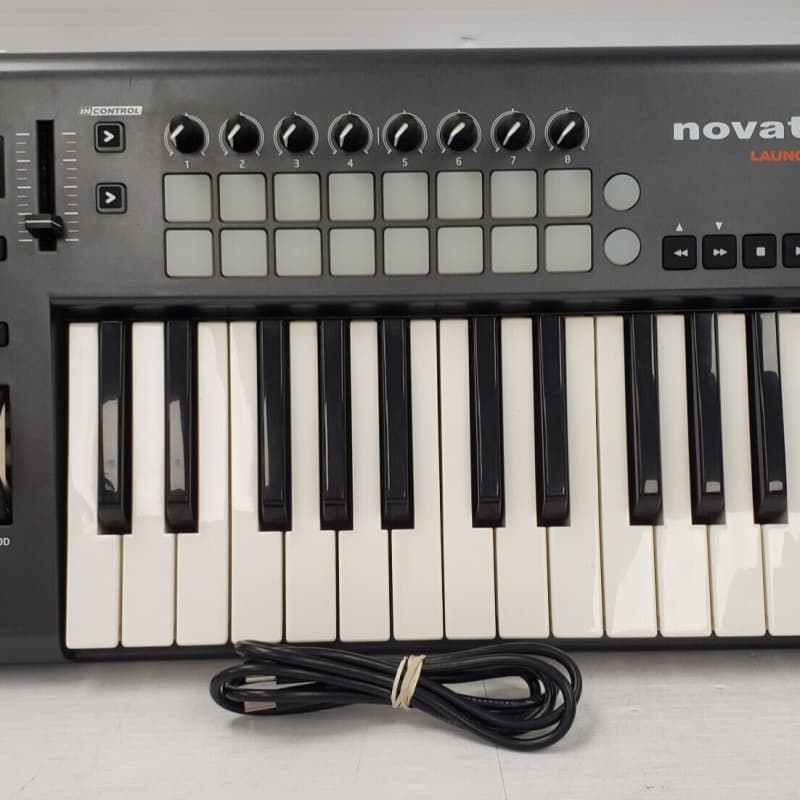 2015 - 2020 Novation Launchkey 25 MKII MIDI Keyboard Controlle... - Used Novation  Keyboard   Midi