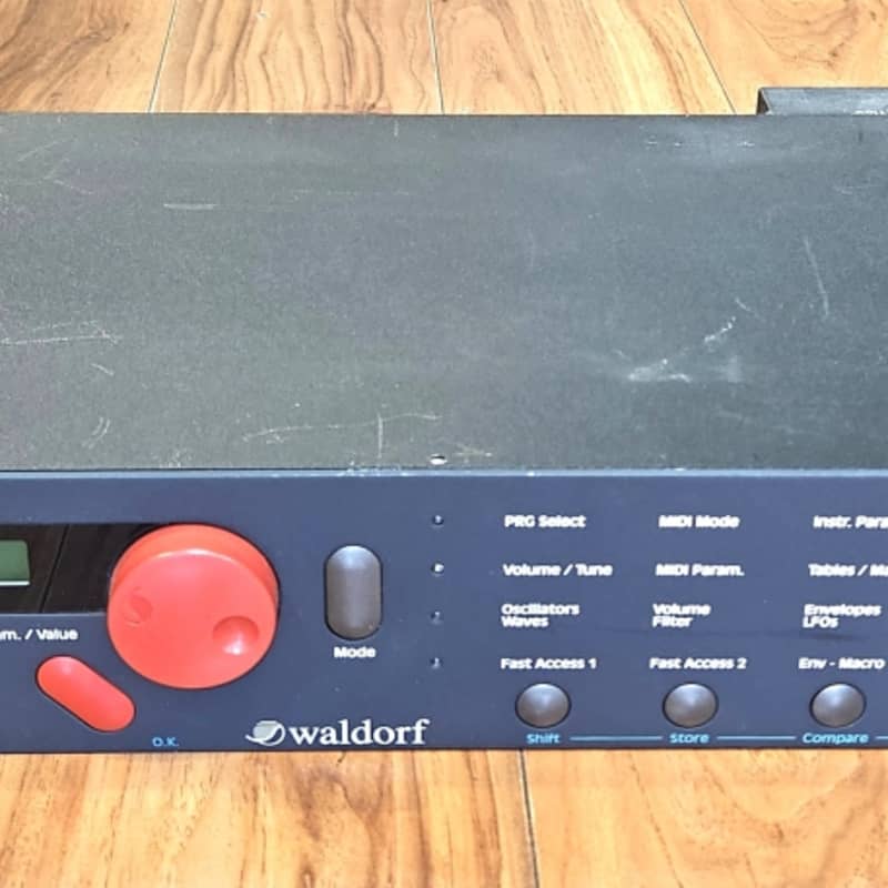 1989 Waldorf Microwave Rackmount Wavetable Synthesizer Blue - Used Waldorf        Analog
