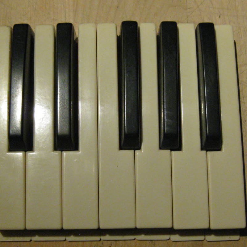 Hammond Waterfall Keys B3, C3, RT3, A100, ETC (1 single key) - Used Hammond   Organ   Vintage