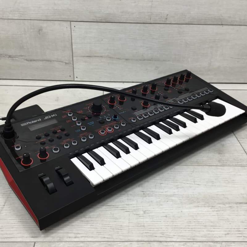 Roland JD-XI ANALOG/DIGITAL CROSSOVER SYNTH - used Roland    Digital        Analog   Synth