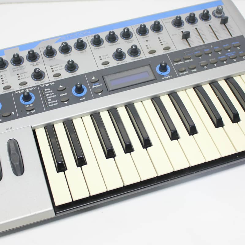 2001 Novation K Station 25-Key 8-Voice Synthesizer Silver - Used Novation  Keyboard      Analog     Synth