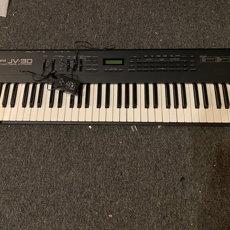 Roland JV-30 61-Key Multi-Timbral Synthesizer - Used Roland             Synth