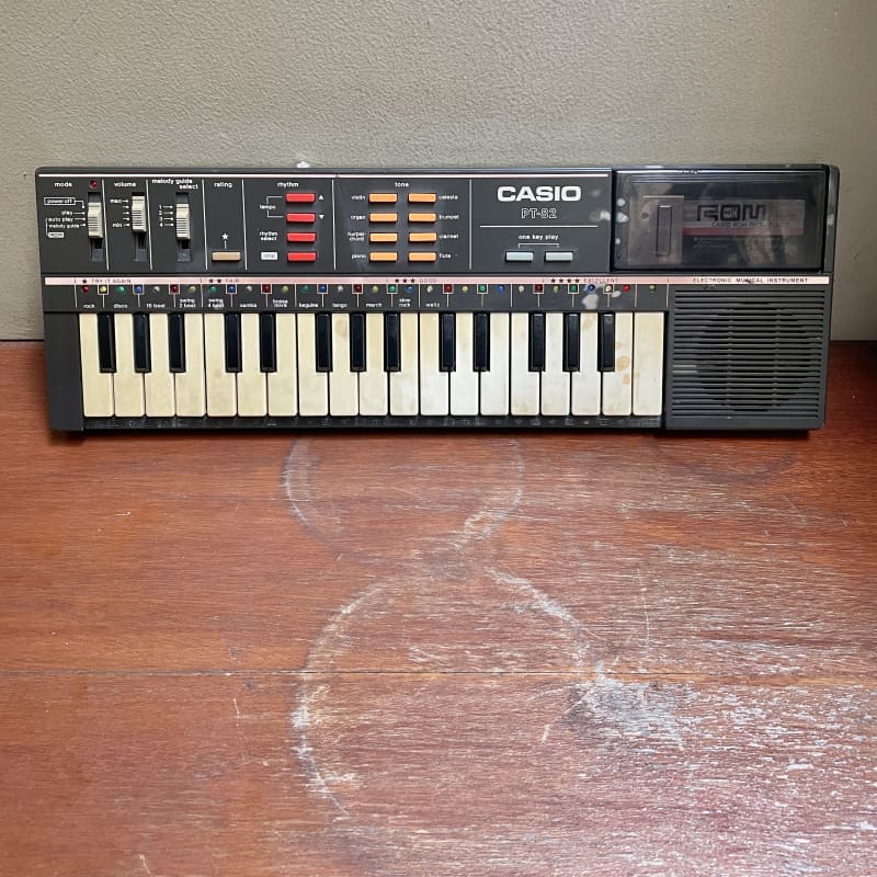 1980s Casio PT-82 32-Key Mini Synthesizer Black - used Casio               Synth