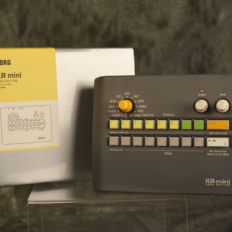 Korg KR Mini - new Korg           Drum Machine