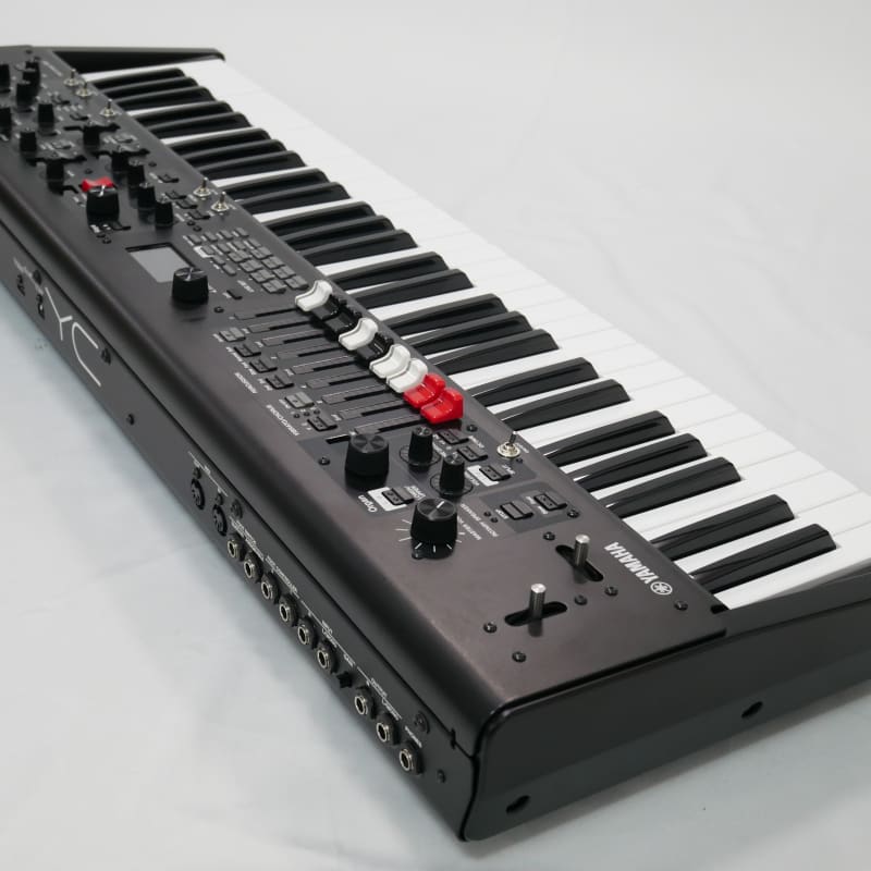 2018 - Present Yamaha YC61 61-Key Stage Keyboard Black - Used Yamaha  Keyboard Organ   Vintage