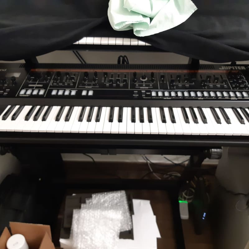 2019 - Present Roland Jupiter-X 61-Key Synthesizer Black - used Roland        Keyboard      Synthesizer