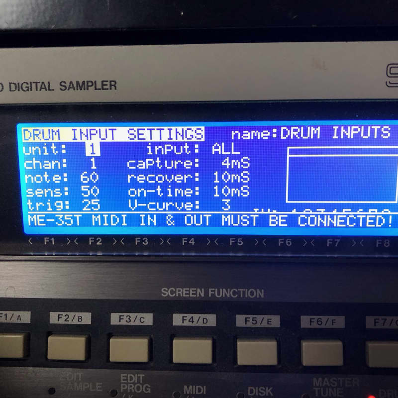 1990 Akai S1100 MIDI Stereo Digital Sampler White - used Akai     Sampler            USB
