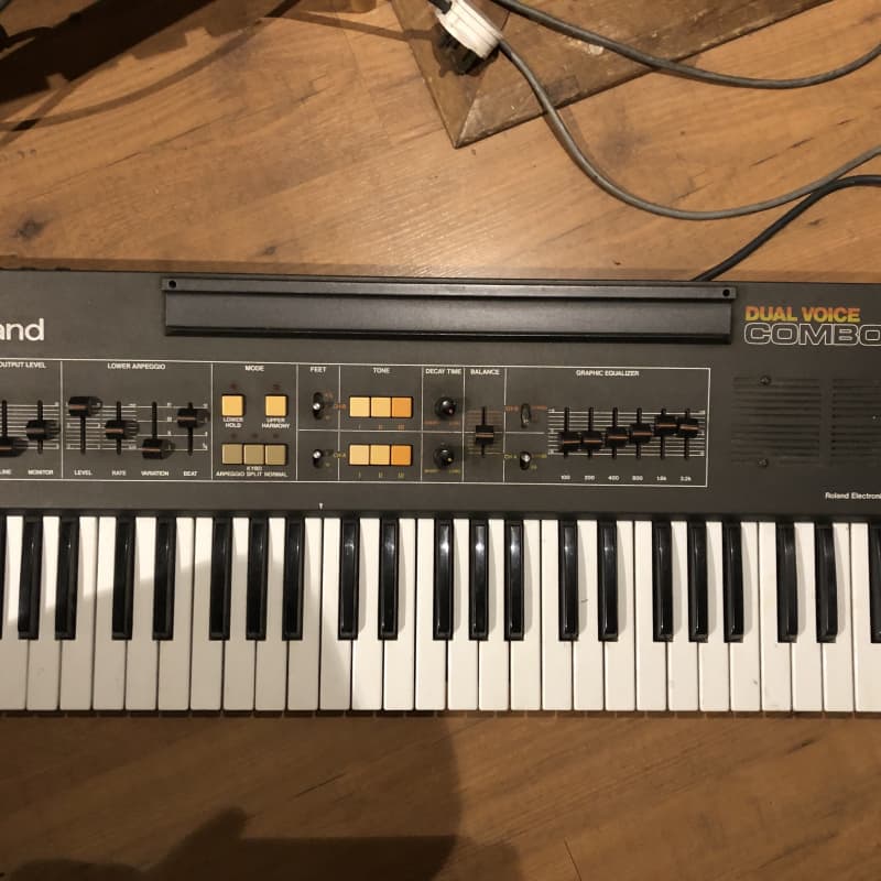 1980 s Roland EP-6060 Black - Used Roland Piano            Synth
