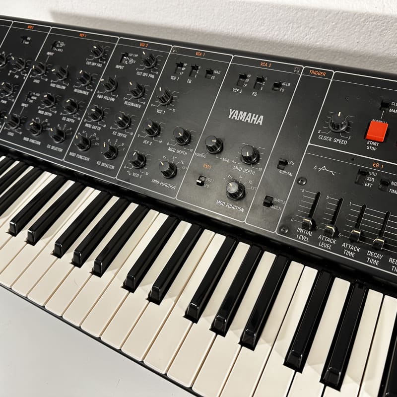 1977 - 1980 Yamaha CS-30 Monophonic Synthesizer Black - Used Yamaha     Midi      Sequencer