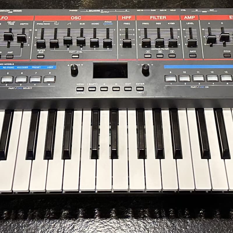 2022 - Present Roland Juno-X 61-Key Programmable Polyphonic Sy... - Used Roland  Keyboard