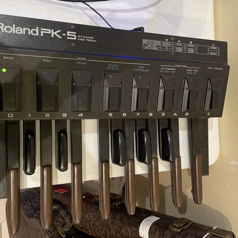 1990 - 2005 Roland PK-5 Dynamic MIDI Pedal Controller Black - Used Roland   Organ