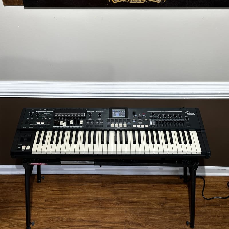 2021 - Present Hammond SK Pro 61-Key Stage Keyboard British Green - Used Hammond  Keyboard Organ          Synth