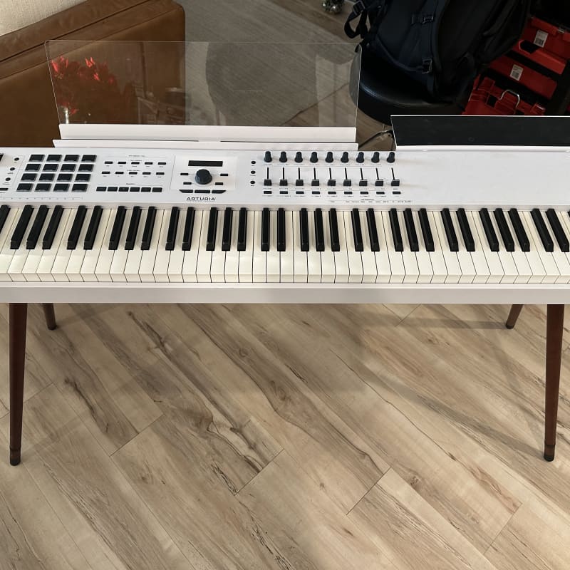2019 - Present Arturia KeyLab 88 MkII MIDI Controller White - Used Arturia  Keyboard