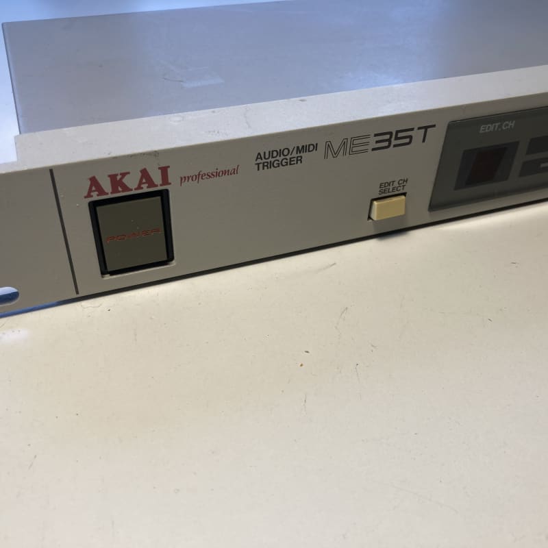 Akai ME35T Grey/white - Used Akai     Midi