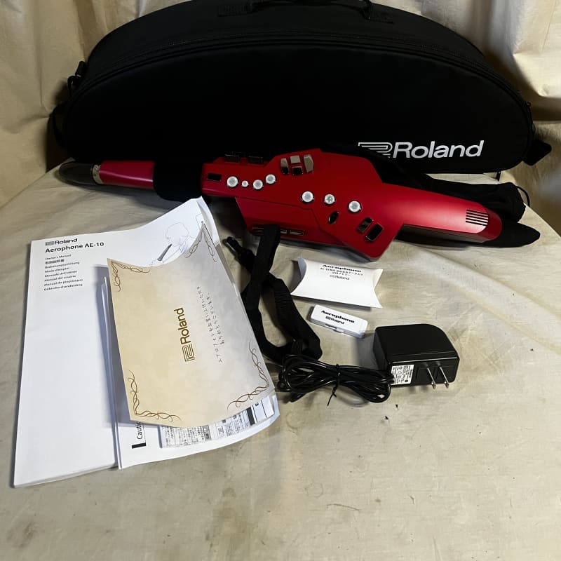 2021 - Present Roland AE-10 Aerophone Digital Wind Instrument Red - used Roland    Digital          Keyboard Synth