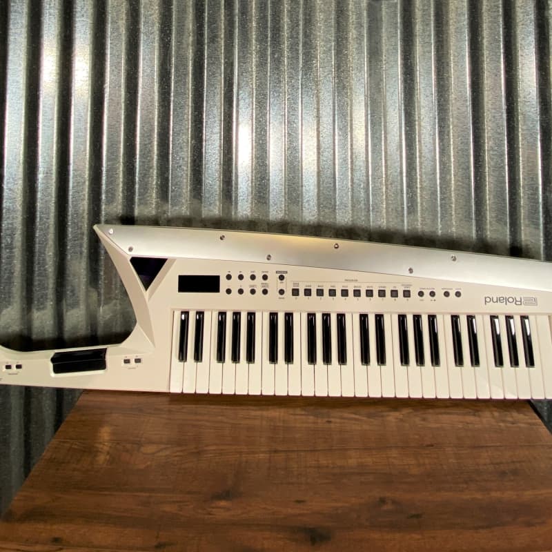 Roland AX-EDGE-W White - new Roland               Synth