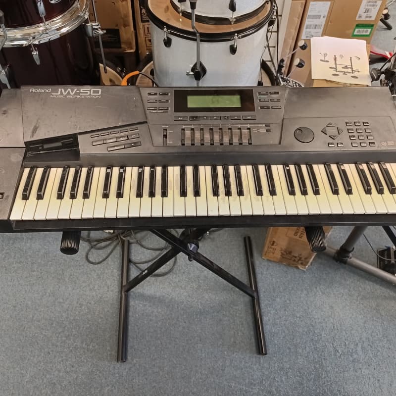 Roland USEDJW50 Synth - used Roland               Synth