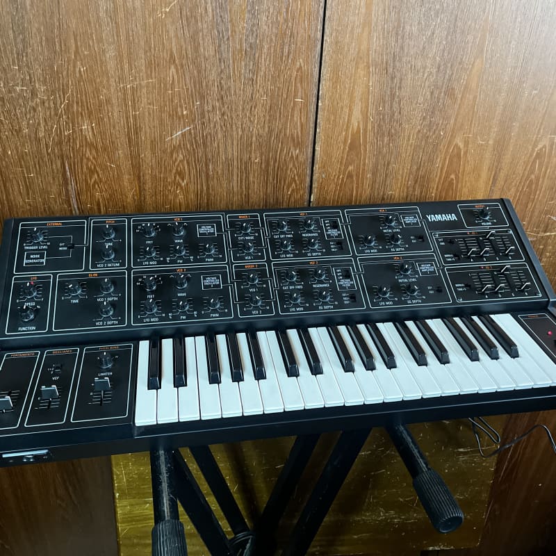 1978 - 1982 Yamaha CS-15 Duophonic Synthesizer Black - Used Yamaha             Synth