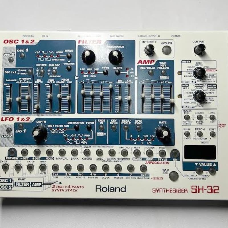 Roland SH-32 Synth - Used Roland             Synth