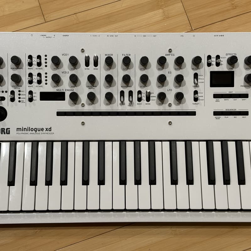 Korg Minilogue XD Limited-Edition Pearl White - used Korg               Synth