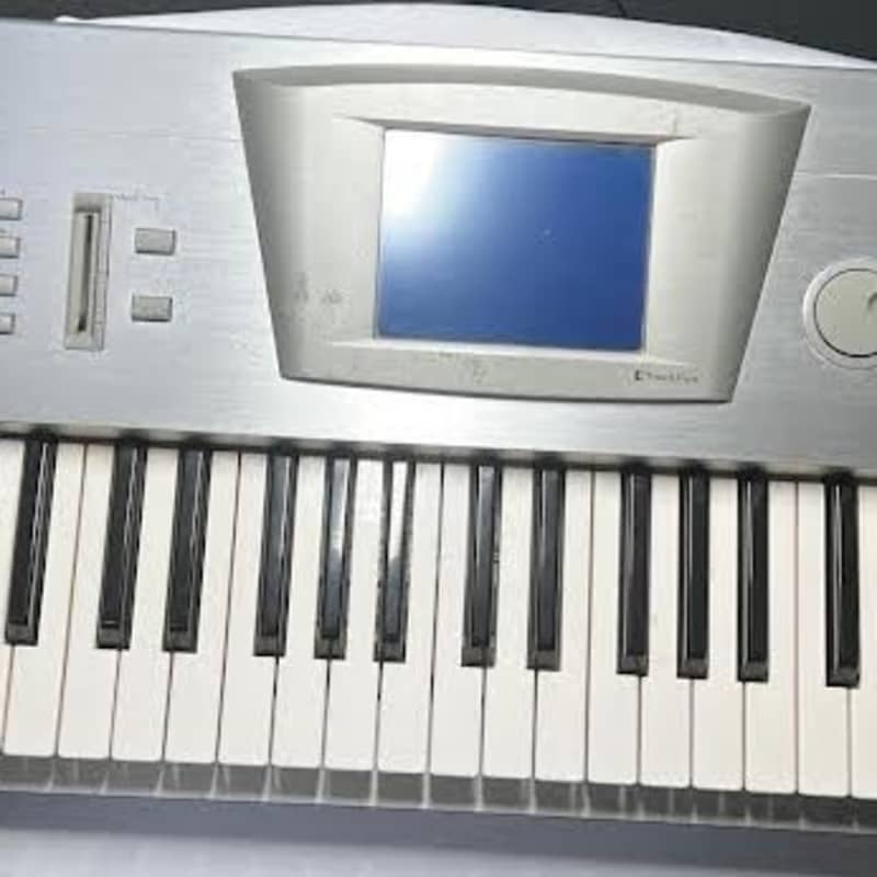 Korg Trinity - used Korg      Workstation        Keyboard