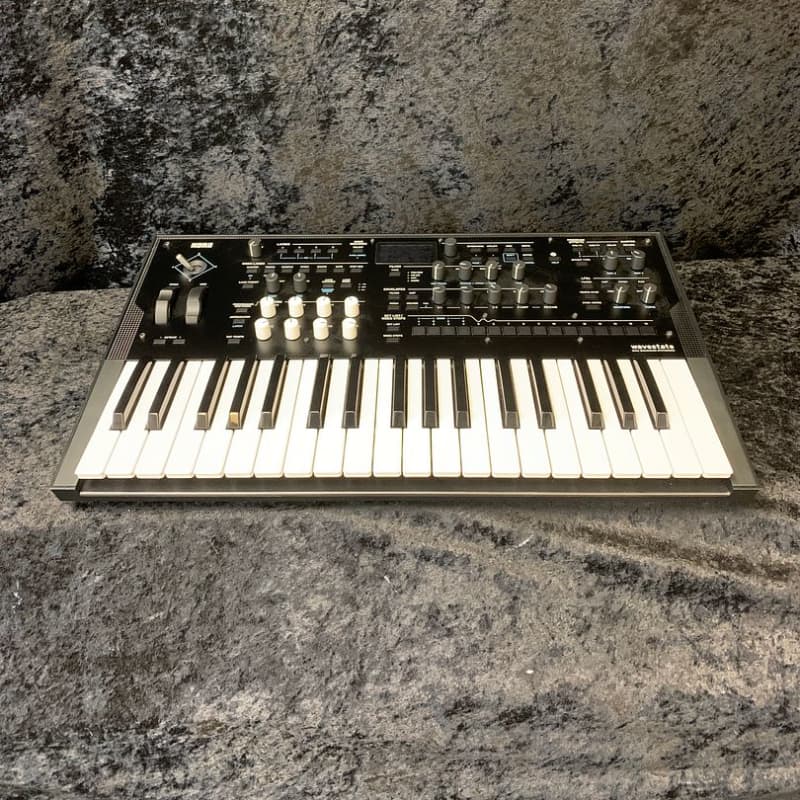 Korg Wavestate - used Korg               Synth