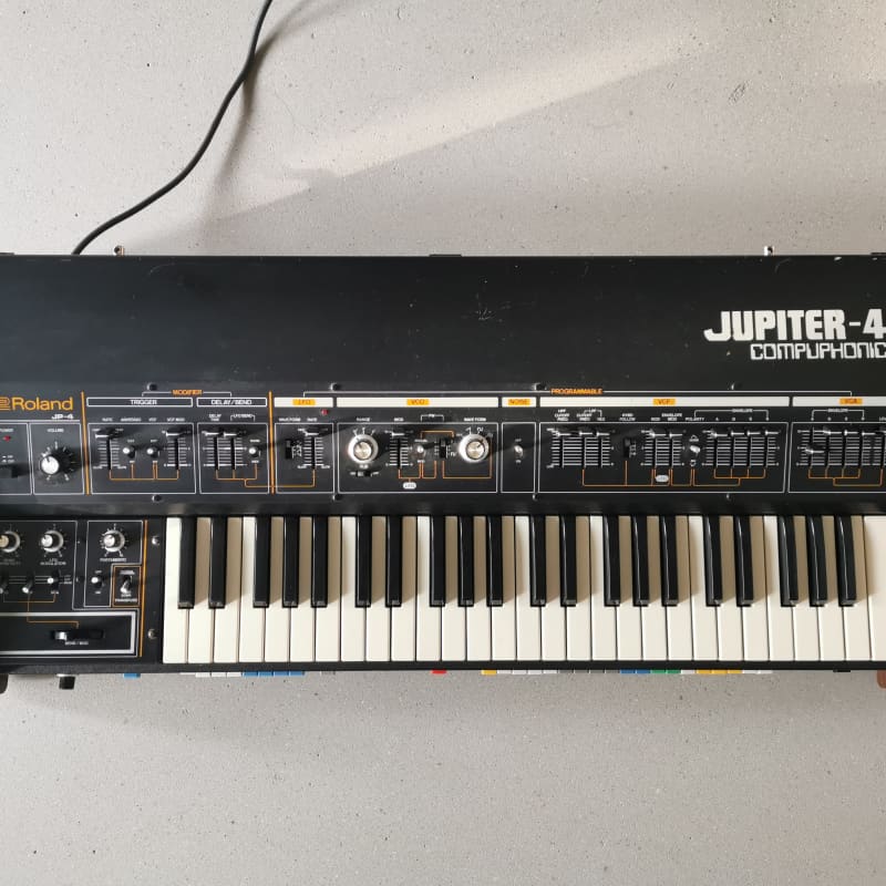 1978 - 1982 Roland Jupiter 4 49-Key Synthesizer Black - used Roland              Synthesizer