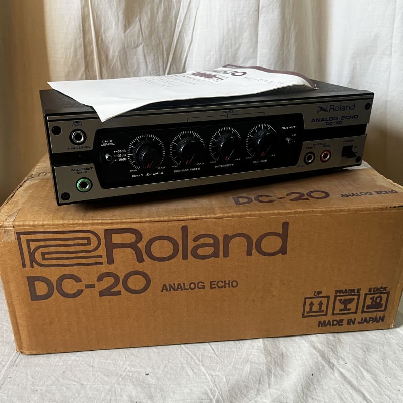 1980s Roland DC-20 Analog Echo Black / Silver - Used Roland      Vintage