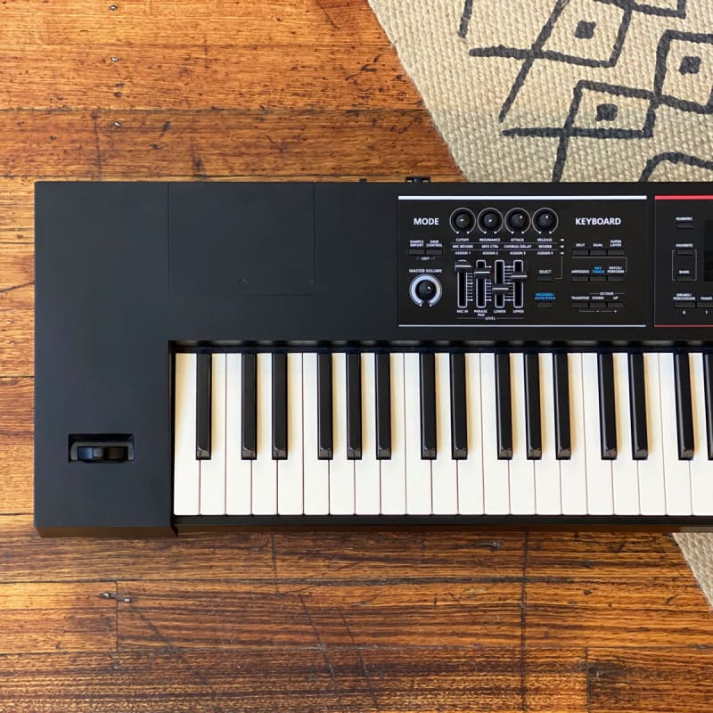 Roland JUNO-DS Synthesizer 88 Note Weighted Keyboard Black - Used Roland             Synth