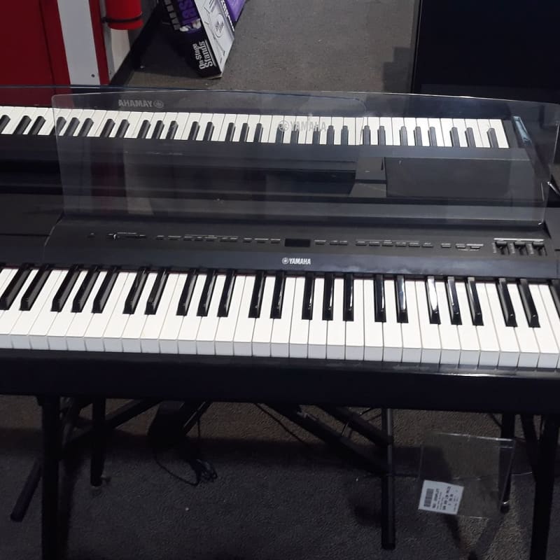 Yamaha P255 - used Yamaha              Keyboard