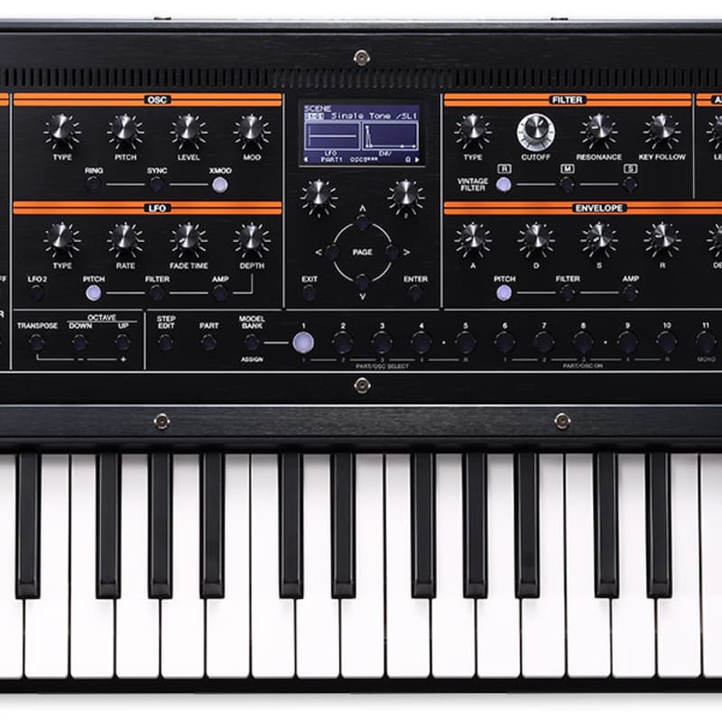 Roland Jupiter-Xm - new Roland               Synth