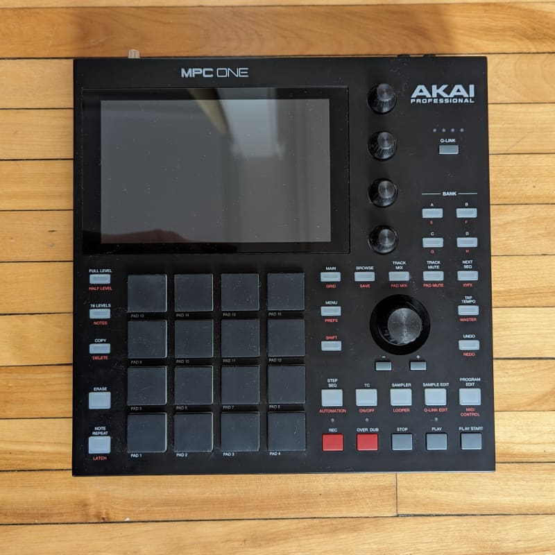 2020 - Present Akai MPC One Standalone MIDI Sequencer Black - used Akai MPC         Sequencer
