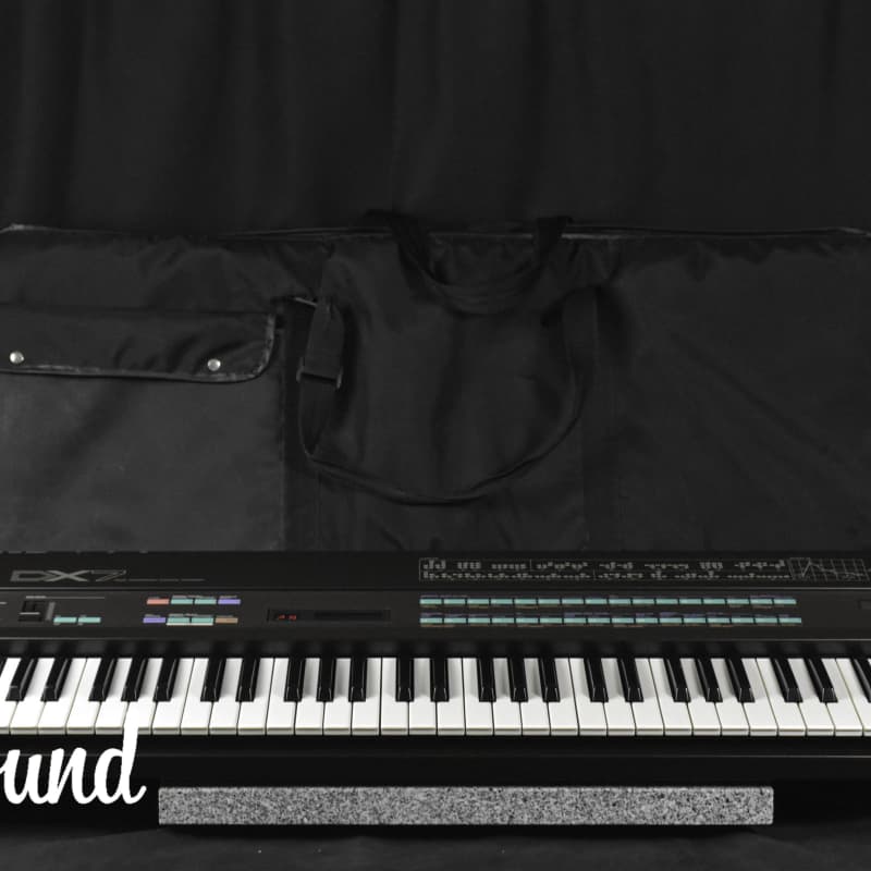 Yamaha DX7 - used Yamaha               Synth