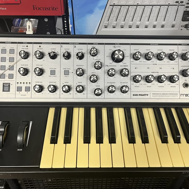 Moog Sub Phatty - Used Moog  Keyboard           Synth